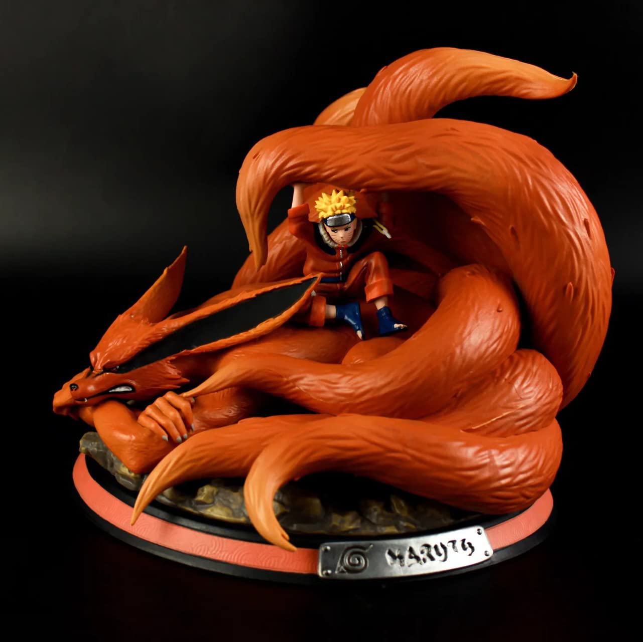 Figurine Naruto et Kyubi